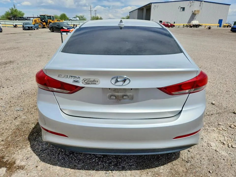 2017 HYUNDAI ELANTRA SE  