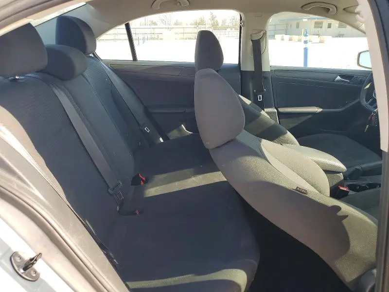 2015 VOLKSWAGEN JETTA BASE  