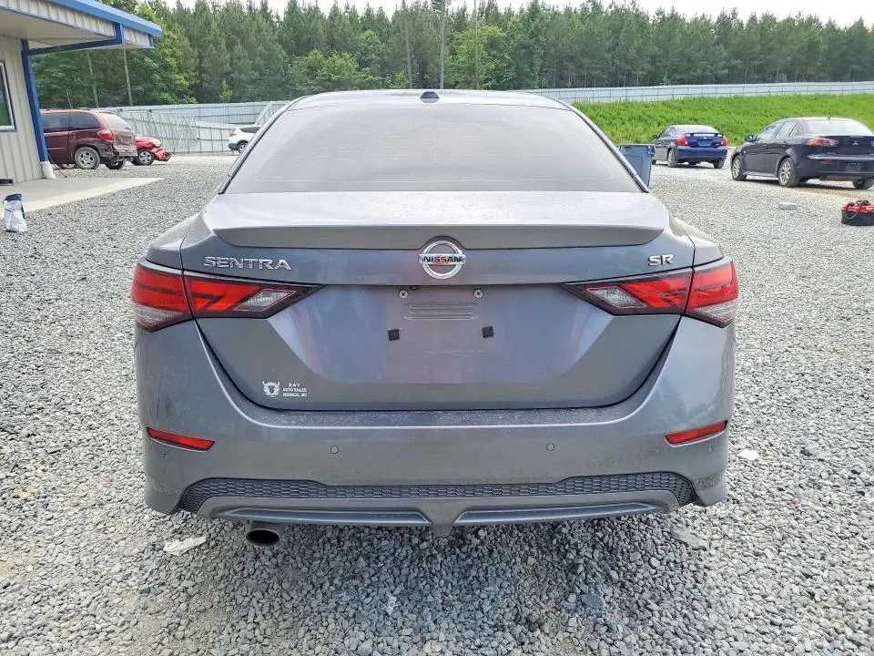 2020 NISSAN SENTRA SR  