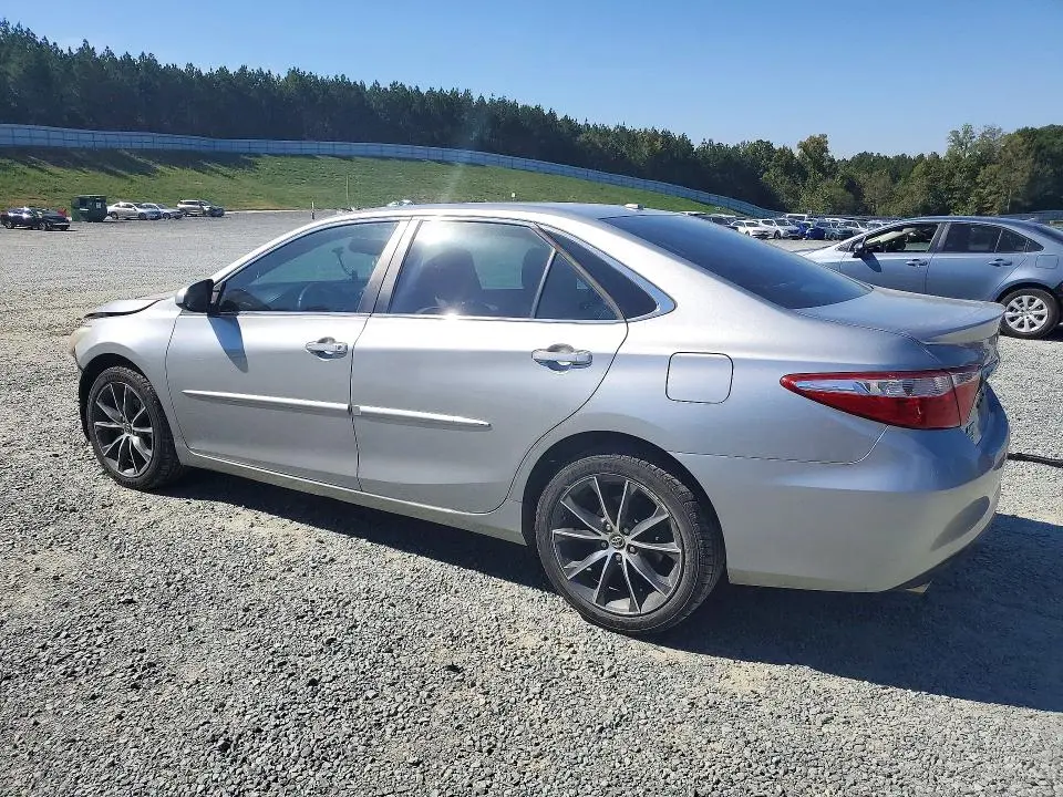 2015 TOYOTA CAMRY XSE V6  