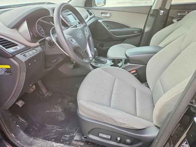 2016 HYUNDAI SANTA FE SE  