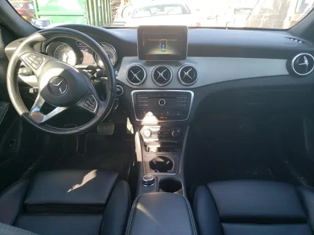 2017 MERCEDES-BENZ GLA 250  