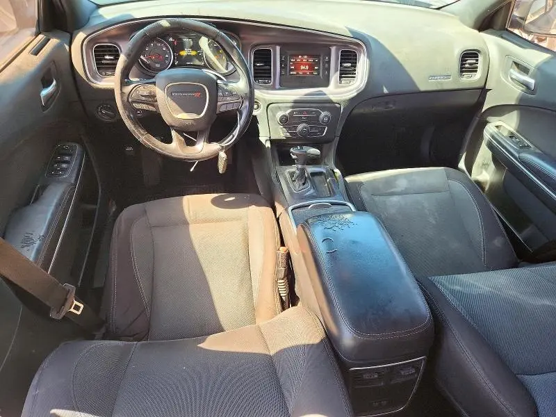 2015 DODGE CHARGER SE  