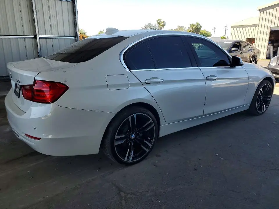 2015 BMW 328I   