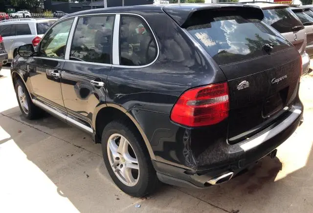 2010 PORSCHE CAYENNE   