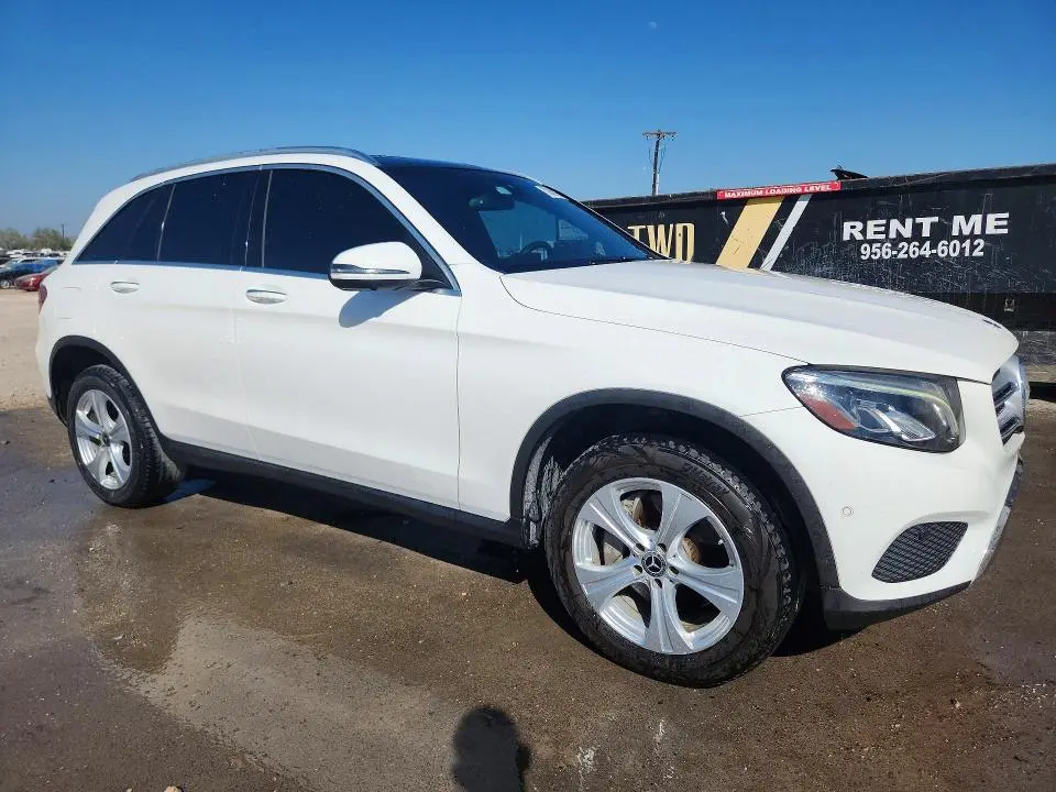 2018 MERCEDES-BENZ GLC 300  
