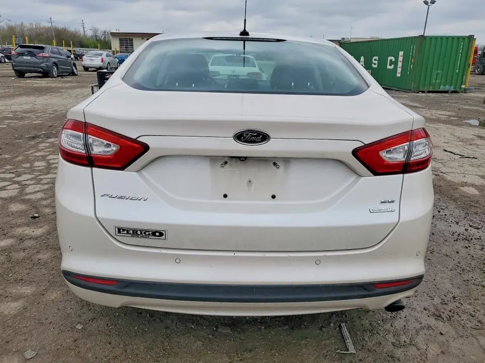 2014 FORD FUSION SE  