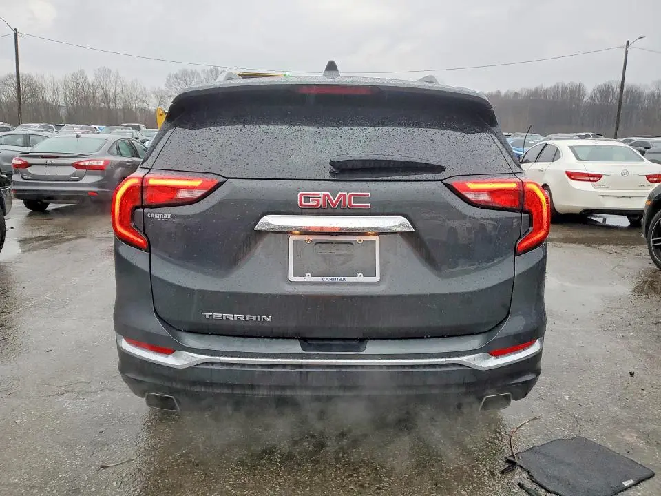 2018 GMC TERRAIN SLT  