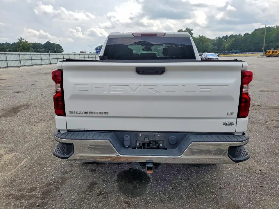2022 CHEVROLET SILVERADO C1500 LT  