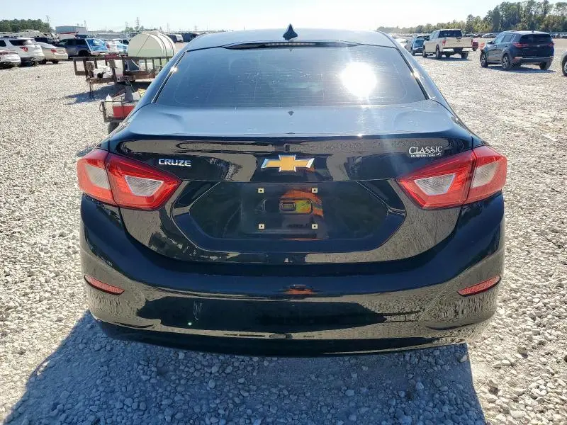 2018 CHEVROLET CRUZE LS  