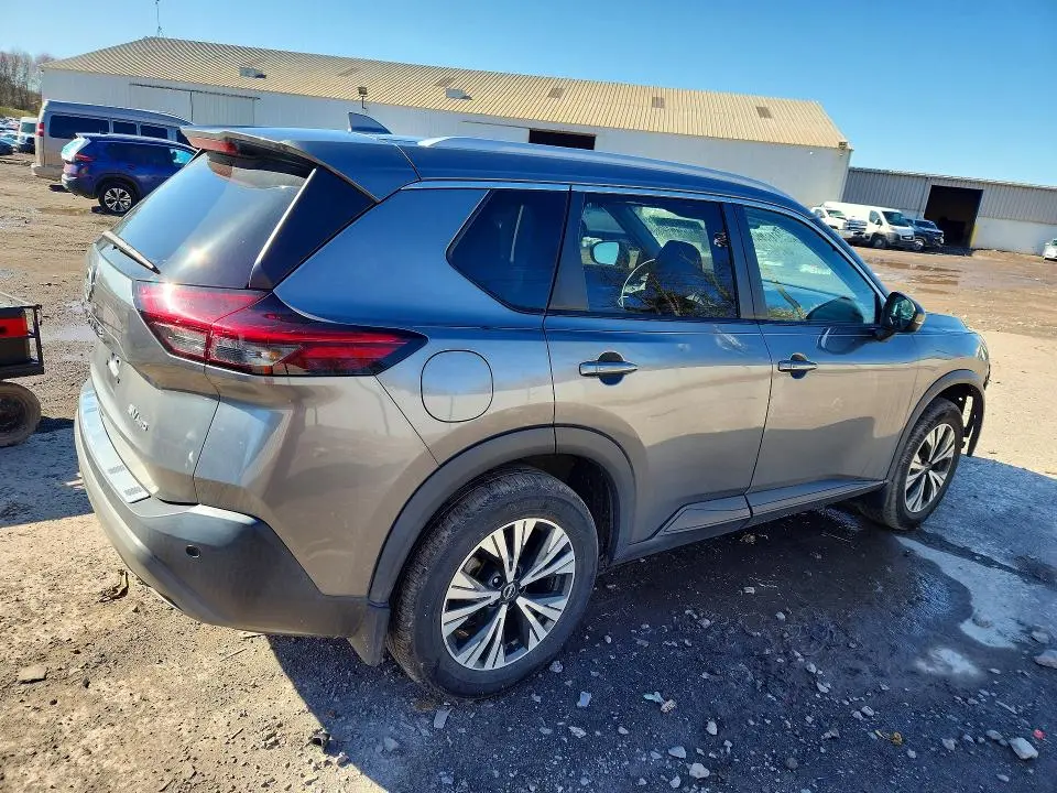 2022 NISSAN ROGUE SV  