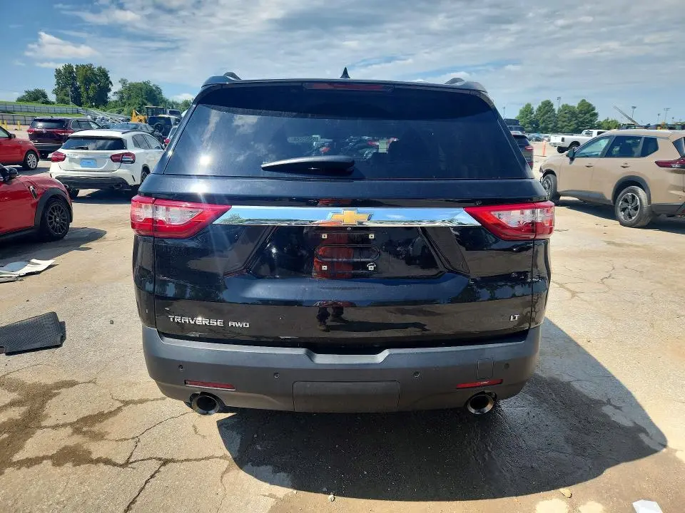 2021 CHEVROLET TRAVERSE LT  