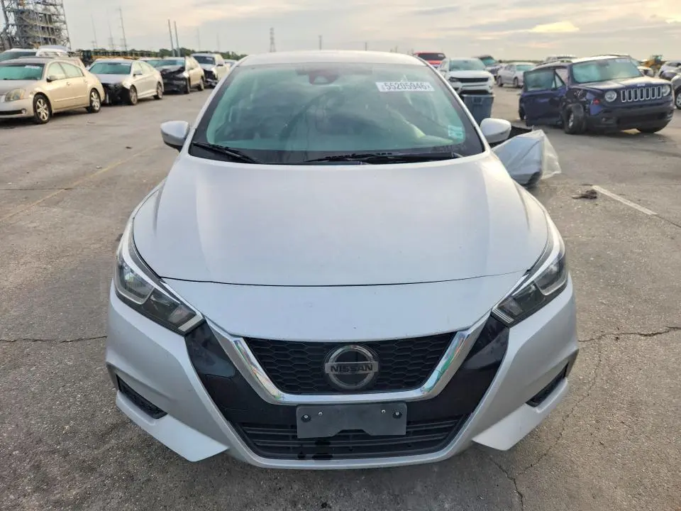 2020 NISSAN VERSA SV  