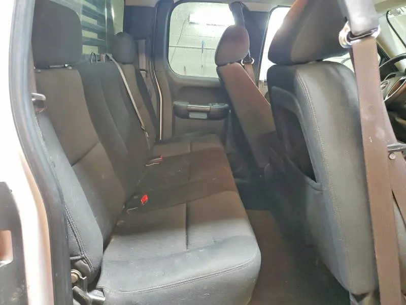 2010 GMC SIERRA K1500 SL  