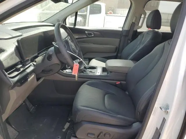 2025 KIA CARNIVAL LX  