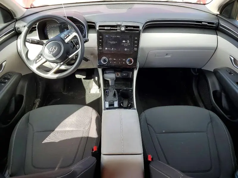 2023 HYUNDAI TUCSON SE  