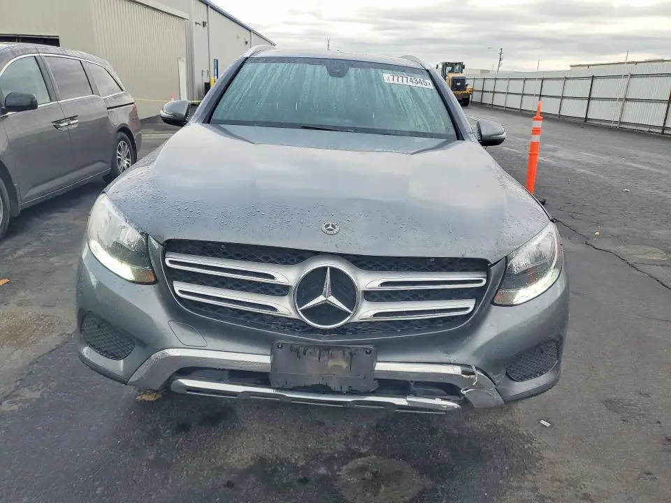 2017 MERCEDES-BENZ GLC 300  