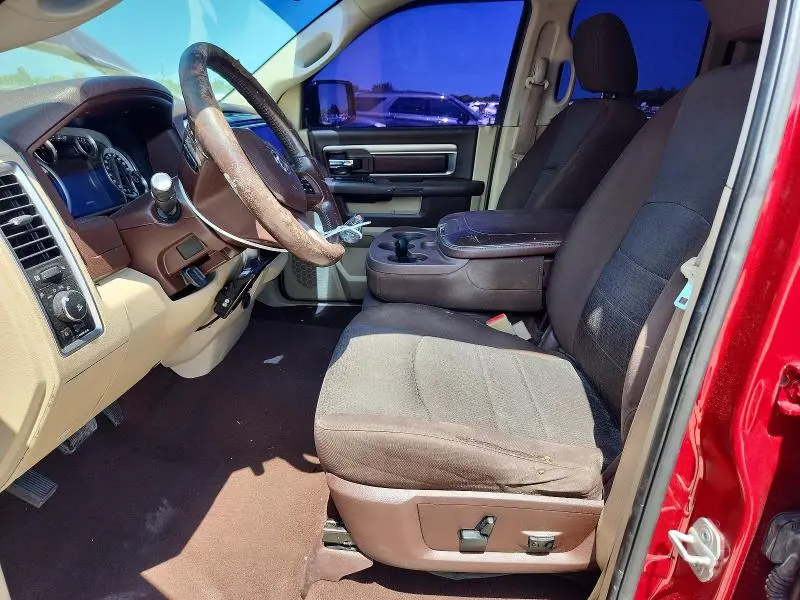 2013 RAM 1500 SLT  