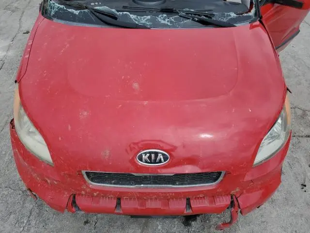 2011 KIA SOUL +  