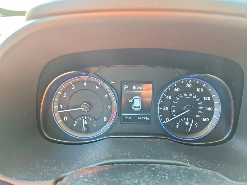 2020 HYUNDAI KONA SEL  