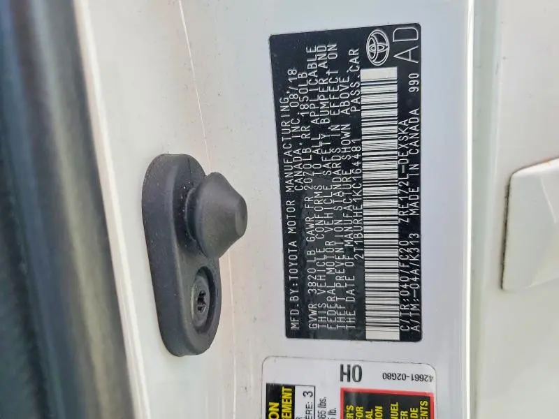 2019 TOYOTA COROLLA SE  