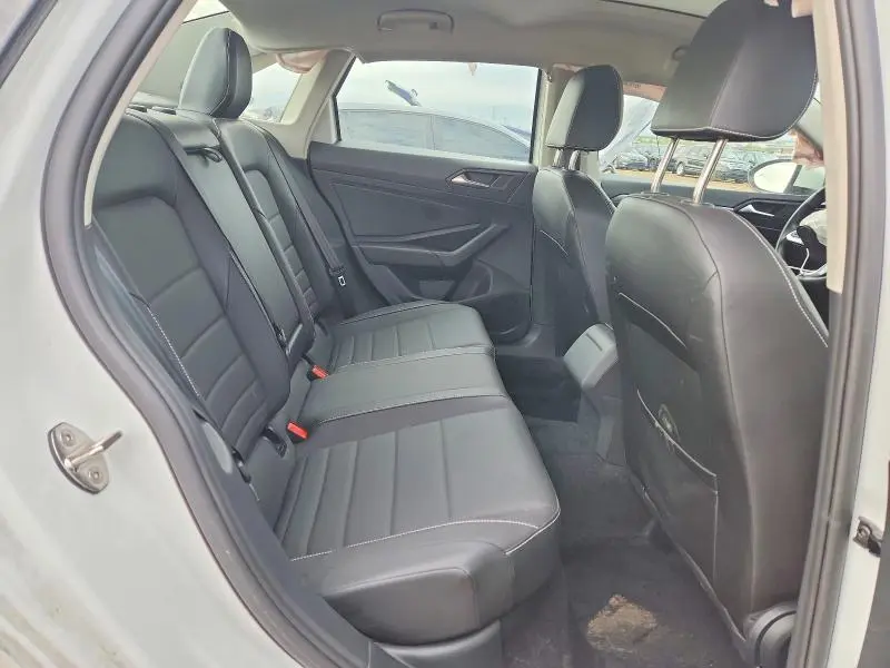 2024 VOLKSWAGEN JETTA SE  