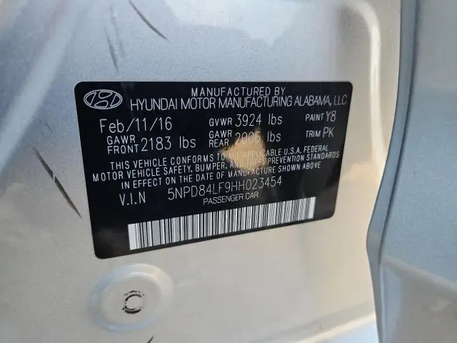 2017 HYUNDAI ELANTRA SE  