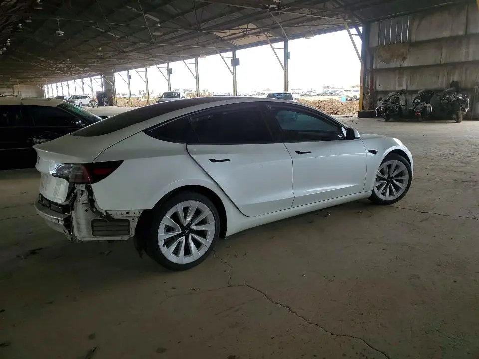 2021 TESLA MODEL 3   