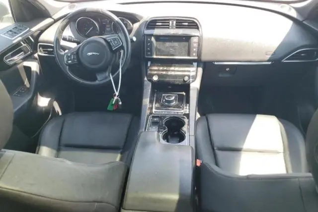 2017 JAGUAR F-PACE PREMIUM  
