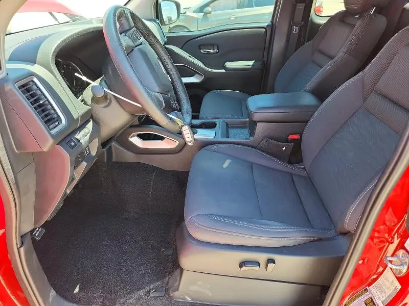 2022 NISSAN FRONTIER SV  
