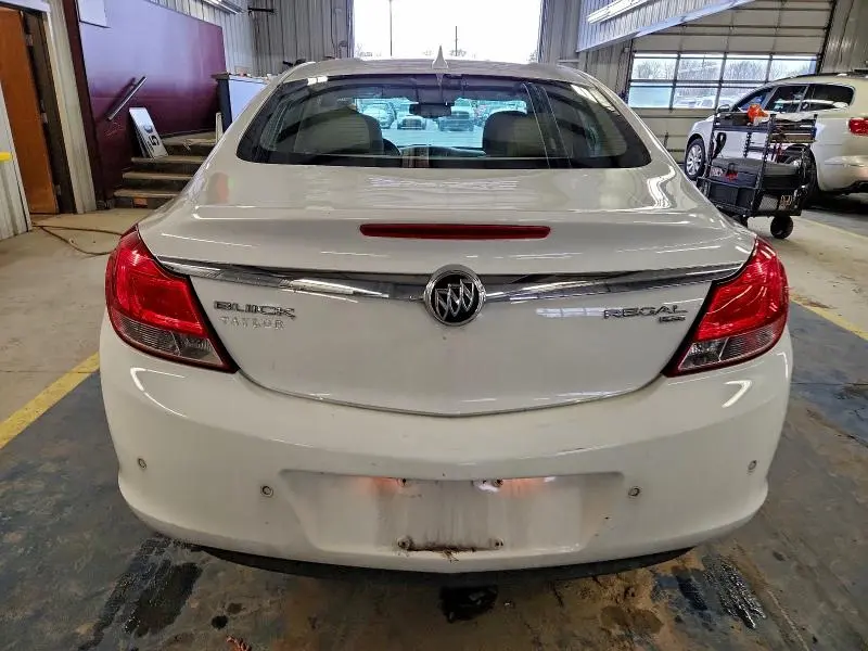 2011 BUICK REGAL CXL  