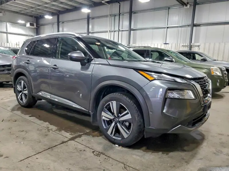 2022 NISSAN ROGUE SL  