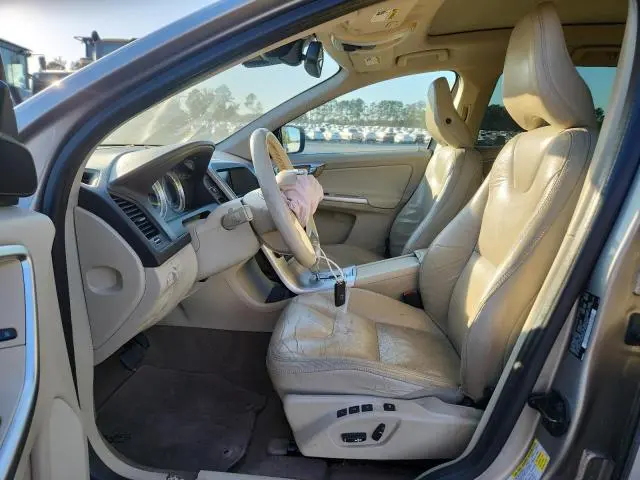 2011 VOLVO XC60 T6  