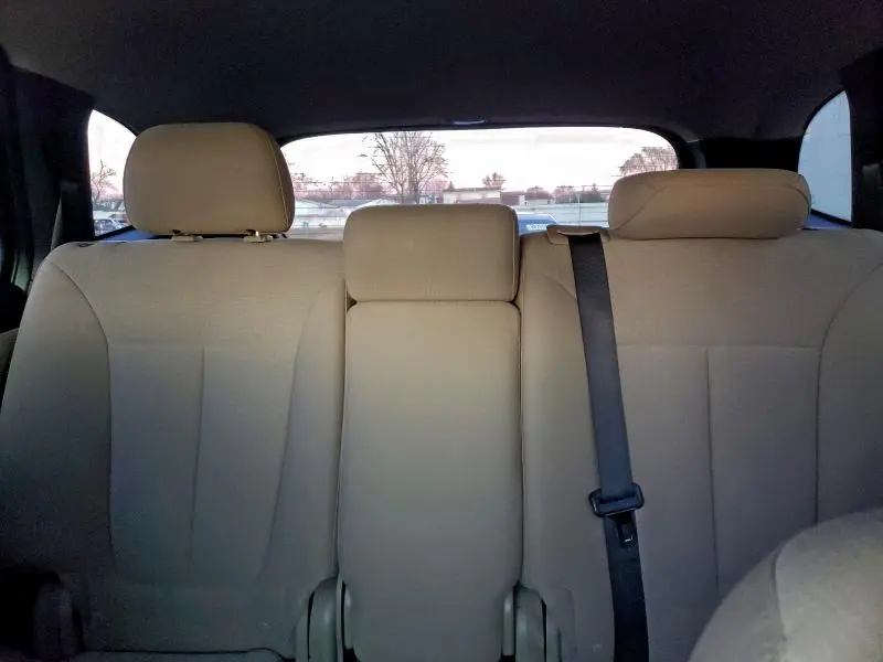 2010 HYUNDAI SANTA FE GLS  