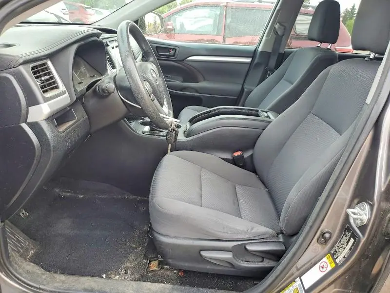 2014 TOYOTA HIGHLANDER LE  