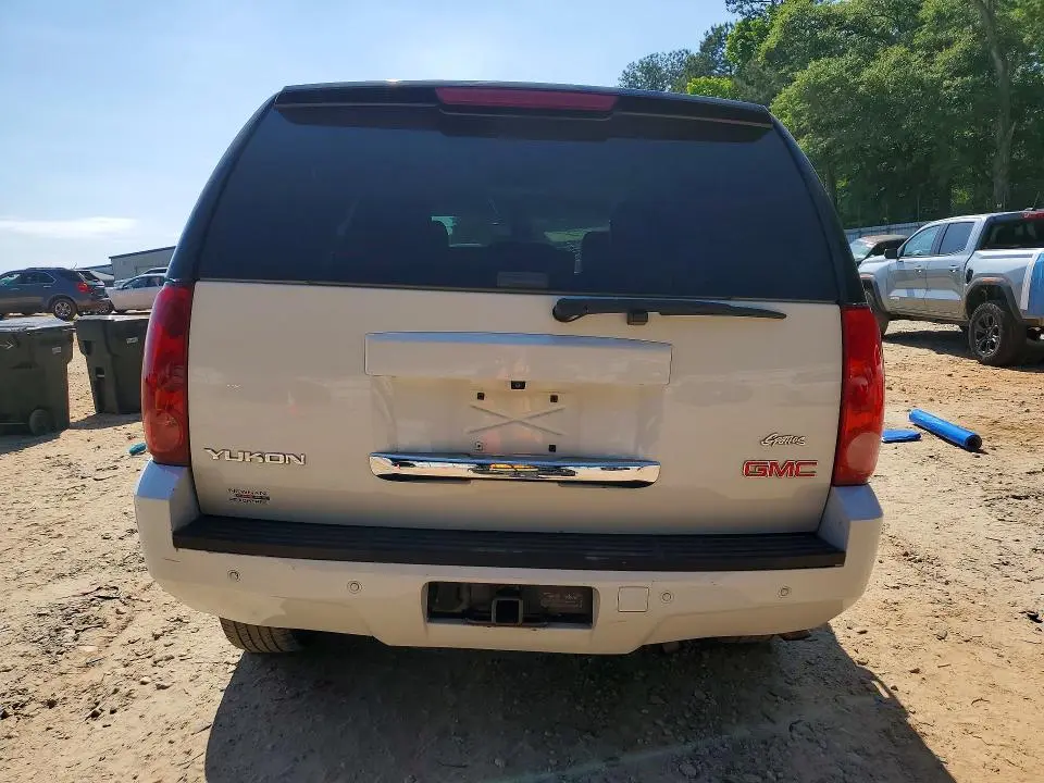2013 GMC YUKON SLT  