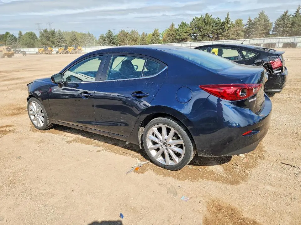 2017 MAZDA 3 TOURING  