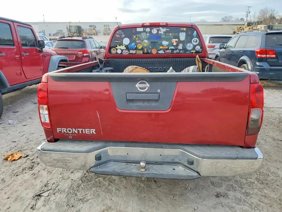 2015 NISSAN FRONTIER S  