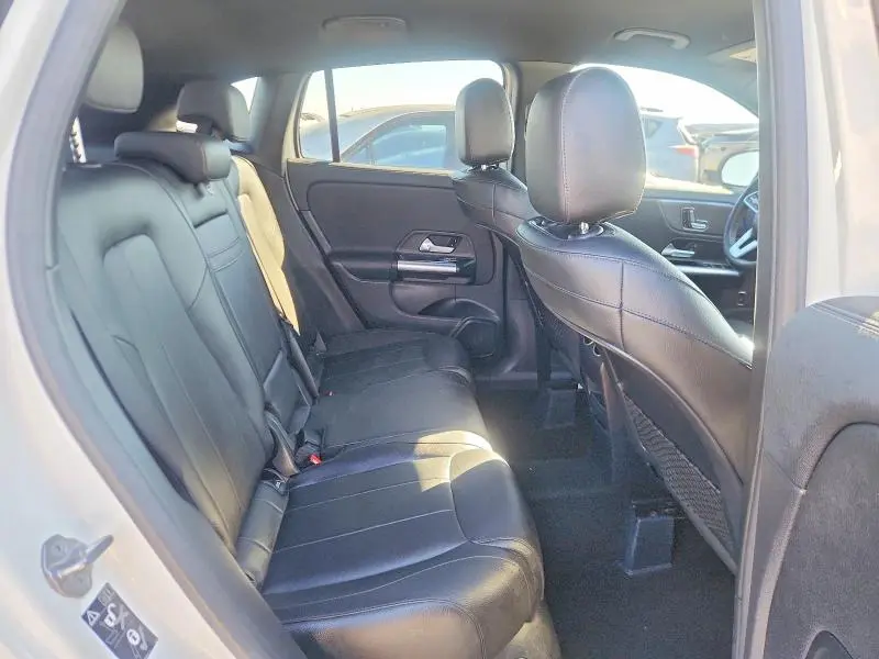 2021 MERCEDES-BENZ GLA 250  