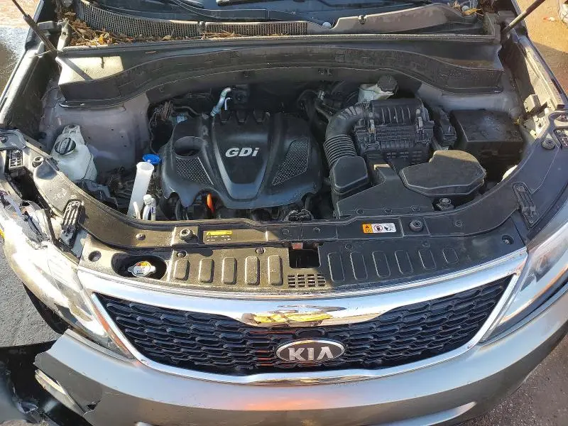 2014 KIA SORENTO LX  