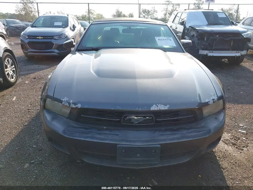 2011 FORD MUSTANG V6 PREMIUM