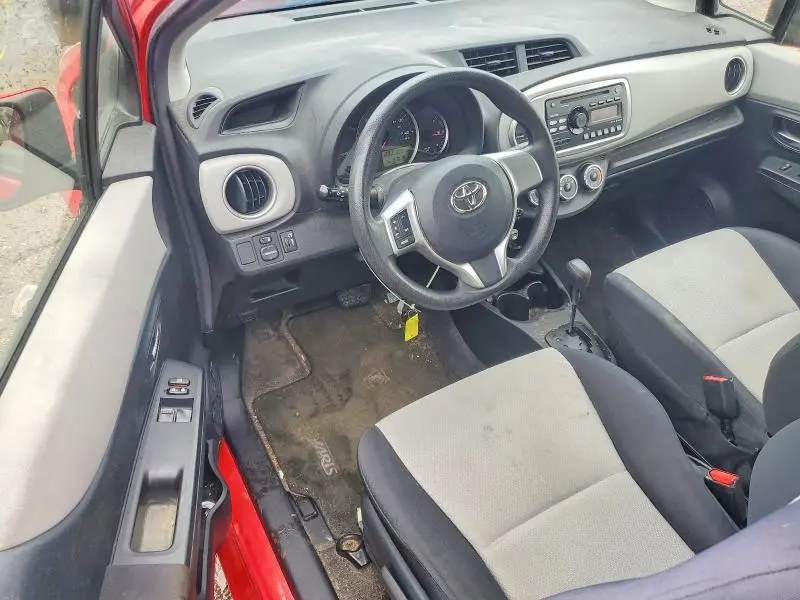 2014 TOYOTA YARIS 3-DOOR LE  