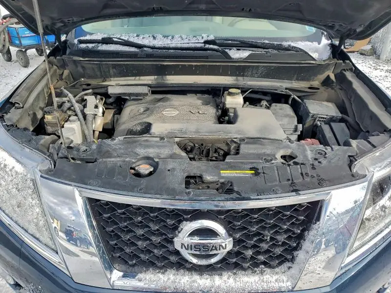 2015 NISSAN PATHFINDER S  