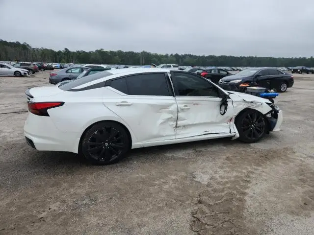 2022 NISSAN ALTIMA SR  