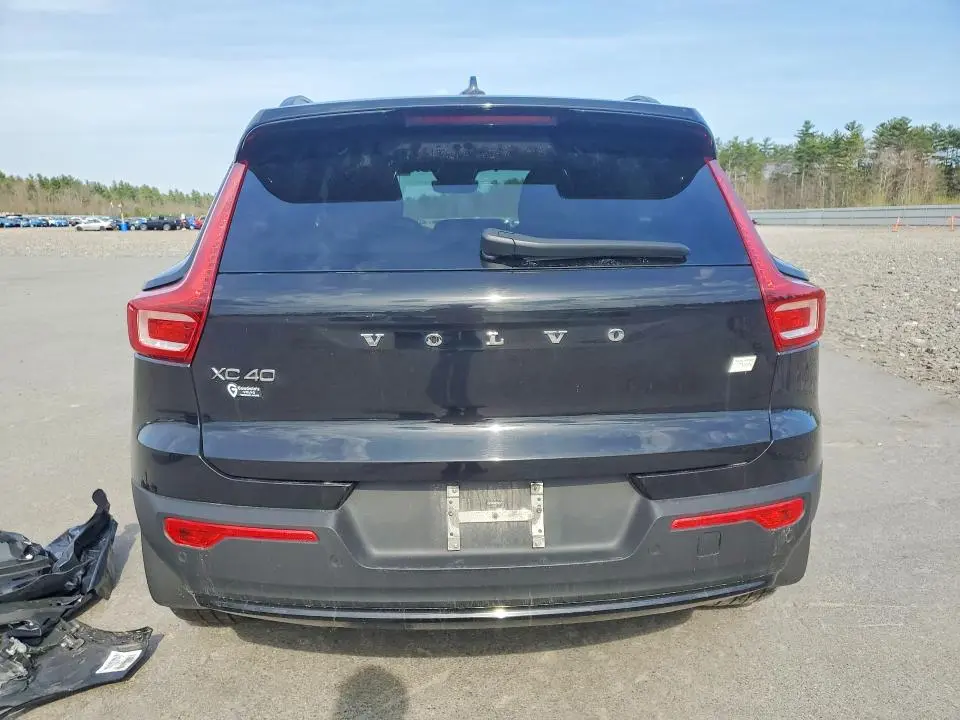 2024 VOLVO XC40 RECHARGE ULTIMATE  