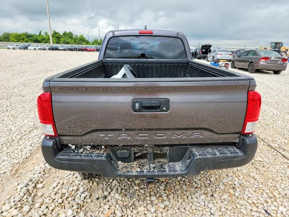 2016 TOYOTA TACOMA SR  