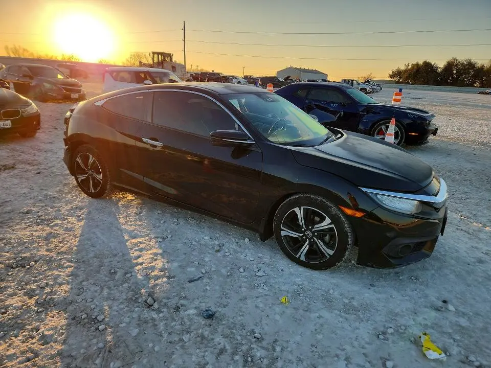 2017 HONDA CIVIC TOURING  
