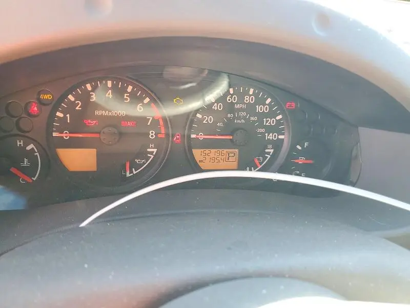 2015 NISSAN FRONTIER SV  