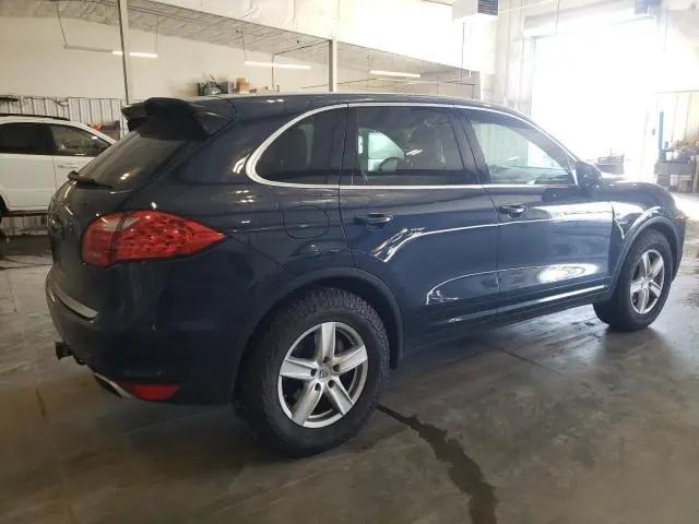 2014 PORSCHE CAYENNE   