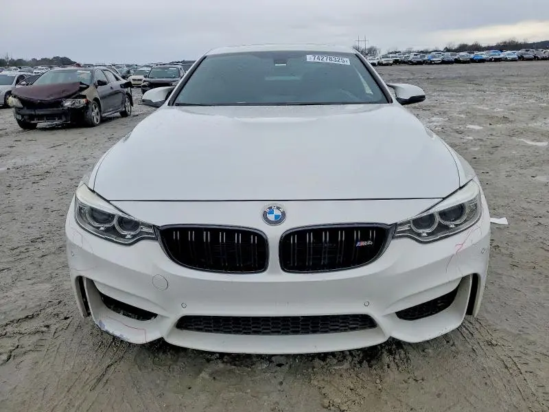 2015 BMW M4   